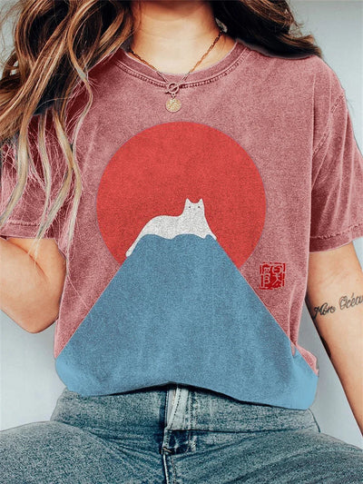 Elena - Camiseta vintage con gato blanco y nieve en el monte Fuji